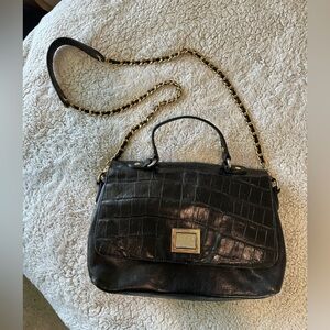 Badgley Mischka Croc Embossed Black Leather Shoulder Bag Gold Chain Link Strap